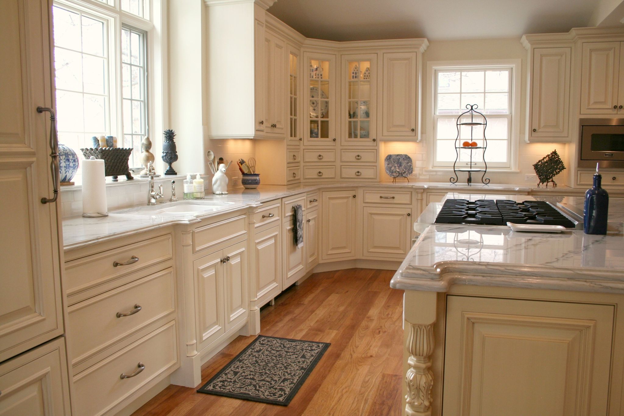 cabinet com kitchen designer