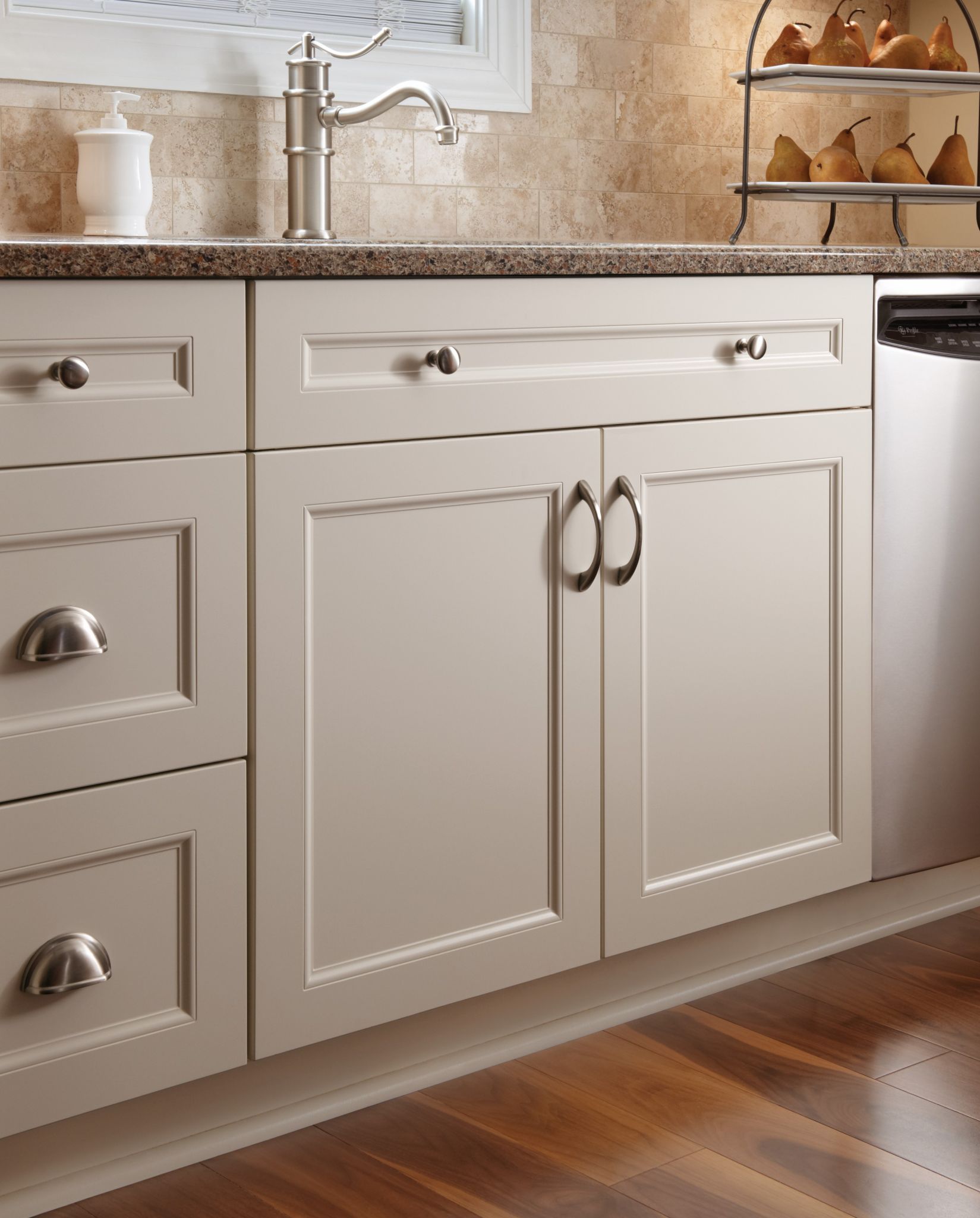 Cabinet Hardware Placement Bkc, Kitchen Cabinet Hardware Ideas 2019